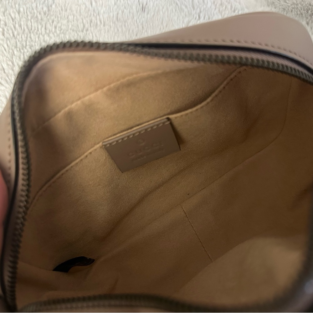 GUCCI GG MARMONT MINI SHOULDER BAG - Picture 8 of 9